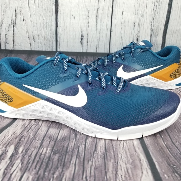 Nike Metcon 4 Training Shoes - Picture 2 of 6